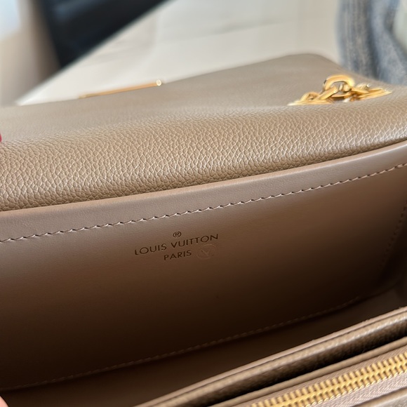 Louis Vuitton Marceau Leather Crossbody / shoulder bag - Picture 4 of 6